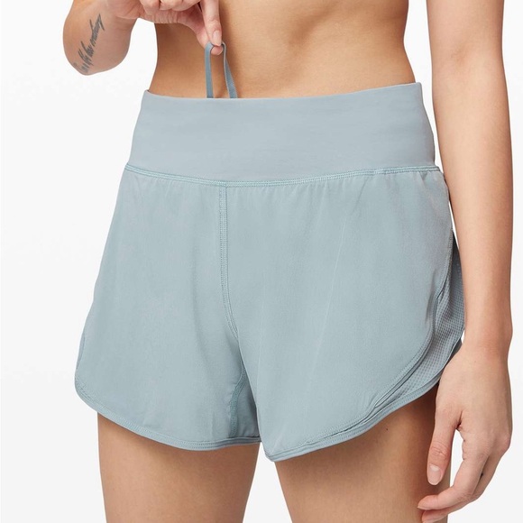 Lululemon Run Off Route High Rise Short 4" Size 4 - Picture 2 of 6